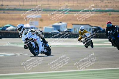 media/Oct-25-2025-2WTD (Sat) [[1e4a1f2fa2]]/C Group/Session 2 (Chicane 1 and Turn 5)/